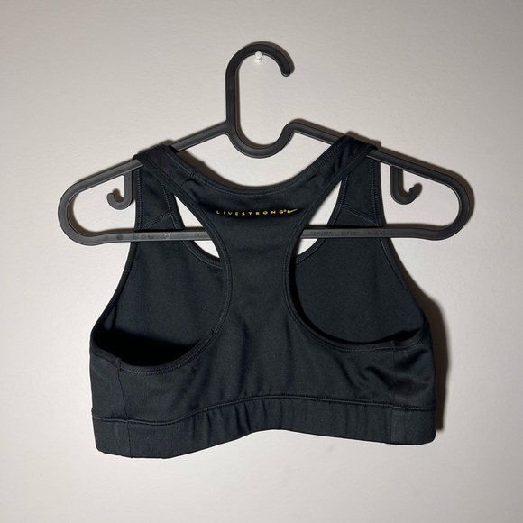 NIKE Sports Bra! - Picture 3 of 3